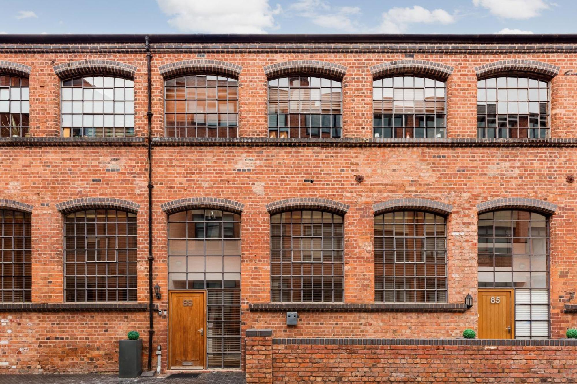 High End Luxury Townhouse In Jq, 4 Bedrooms, Flat Screen Tv In All Rooms, Free Parking, Near Birmingham City Centre Deposit Required Exterior foto